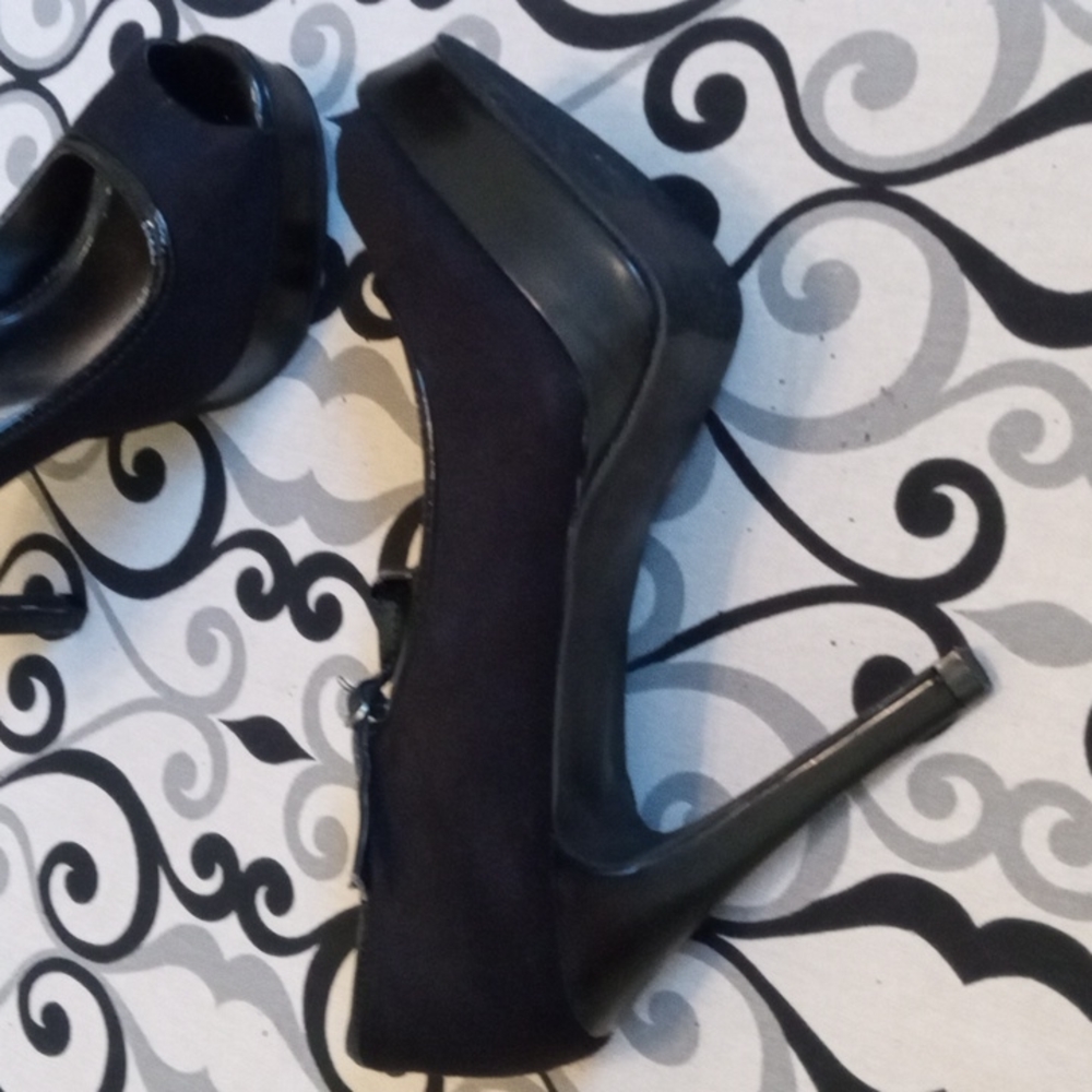 SM New York Black Suede and Patent Leather Open-toed Heels Sz 7.5 - Picture 4 of 10